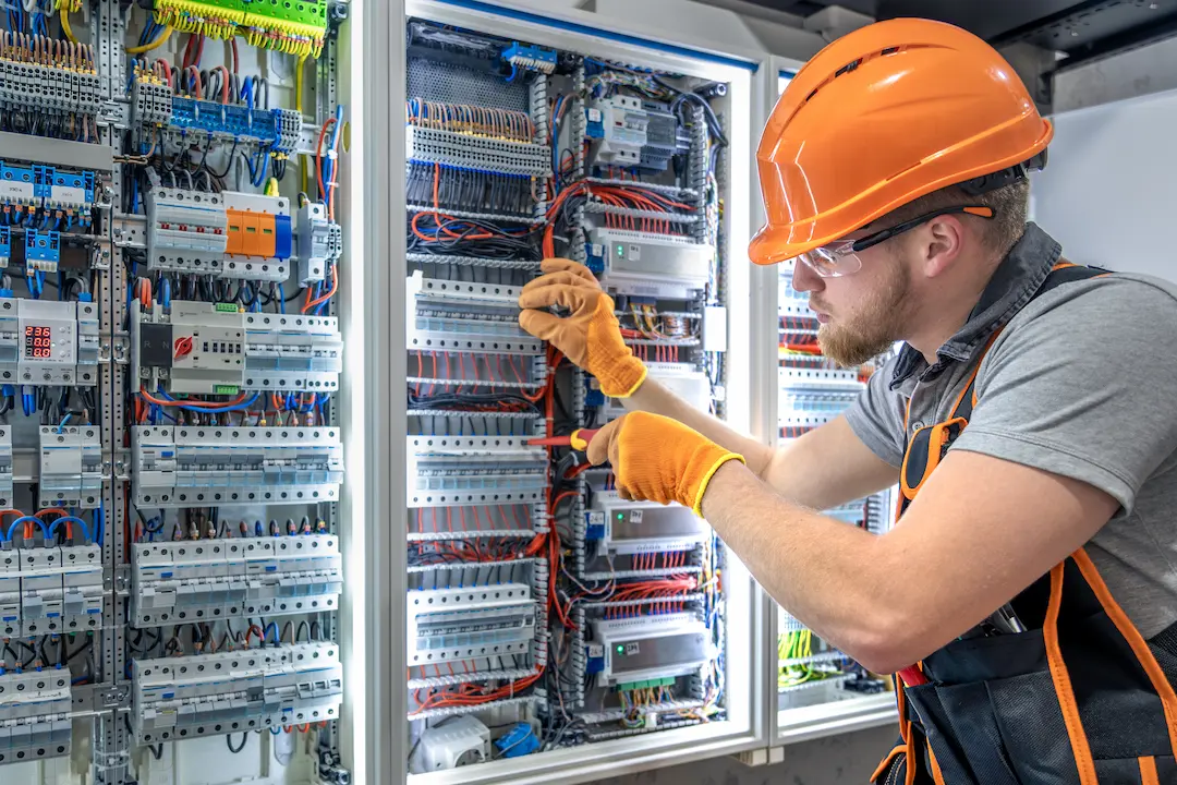 Señales de que tu Panel Eléctrico Necesita Reparación o Reemplazo